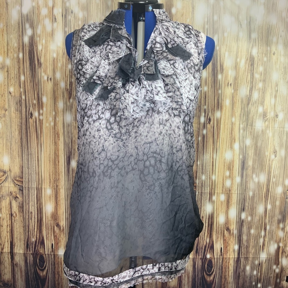 Blue velvet sleeveless top